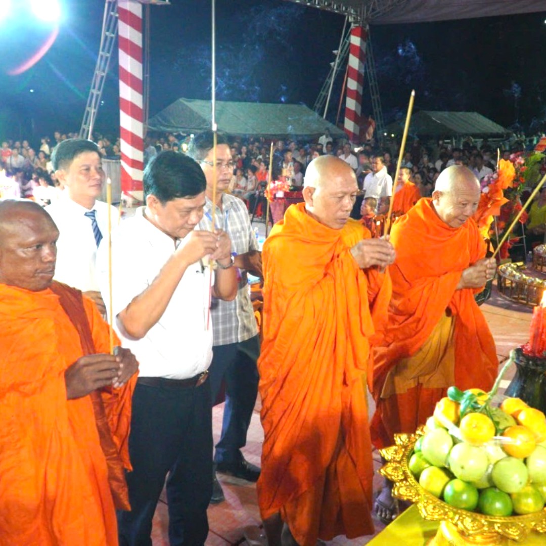 Lễ Hội Ok Om Bok - Sắc Màu Văn Hóa Khmer Nam Bộ